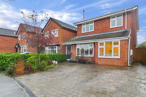 4 bedroom detached house for sale, Willow Close, Tamworth B78
