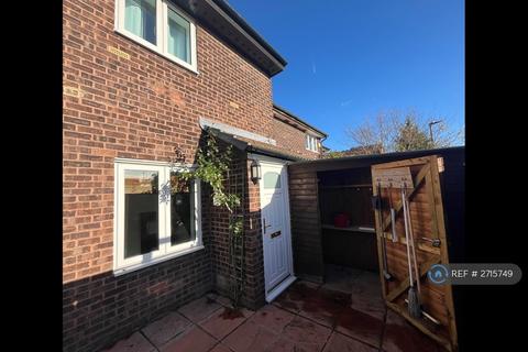 undefined, Isleworth, Isleworth, TW7
