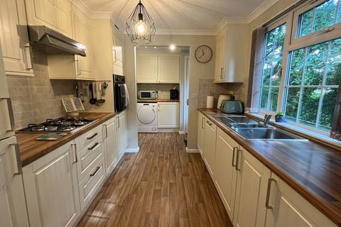 2 bedroom detached bungalow for sale, Bittaford Wood, Ivybridge PL21