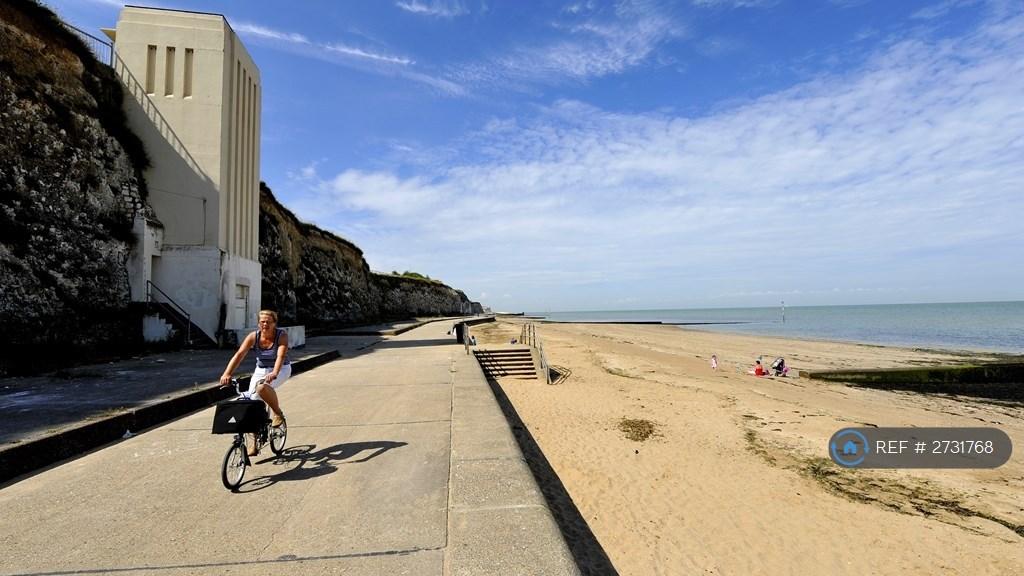 Locally: Walpole Bay Beach-Life