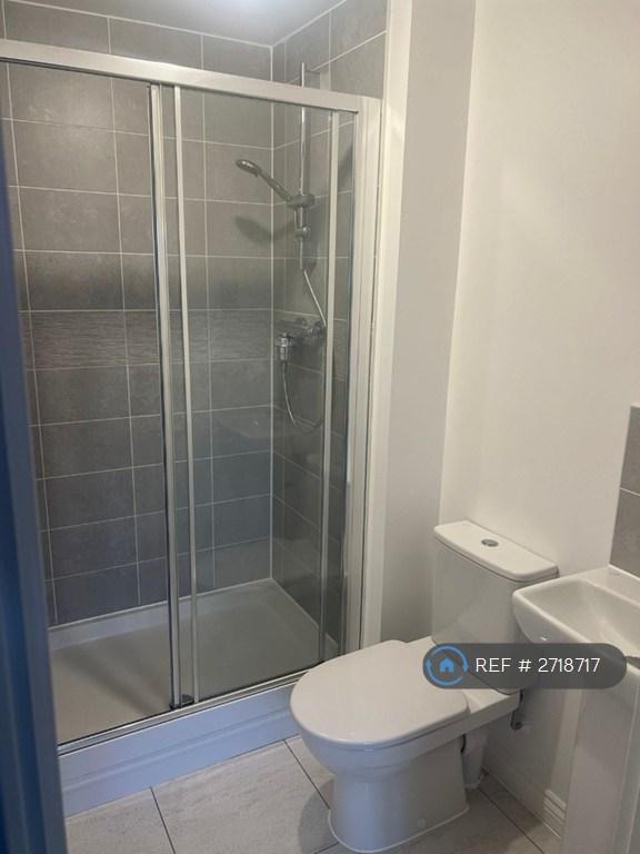 Master Ensuite