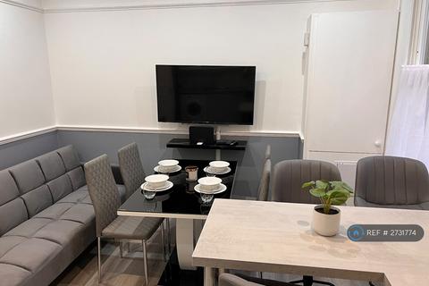 3 bedroom flat to rent, Ranston Street, London, NW1