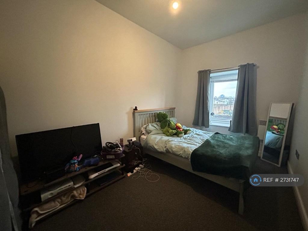 Double Bedroom #1