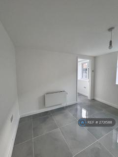 undefined, Ringway, Southall, UB2