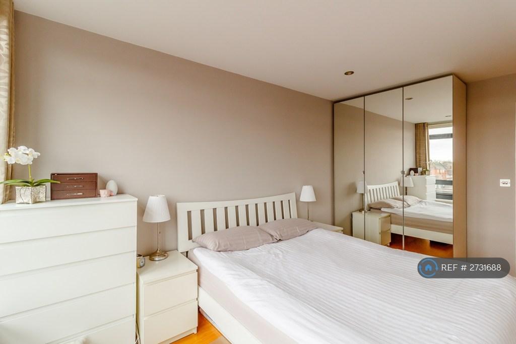 Master Bedroom1