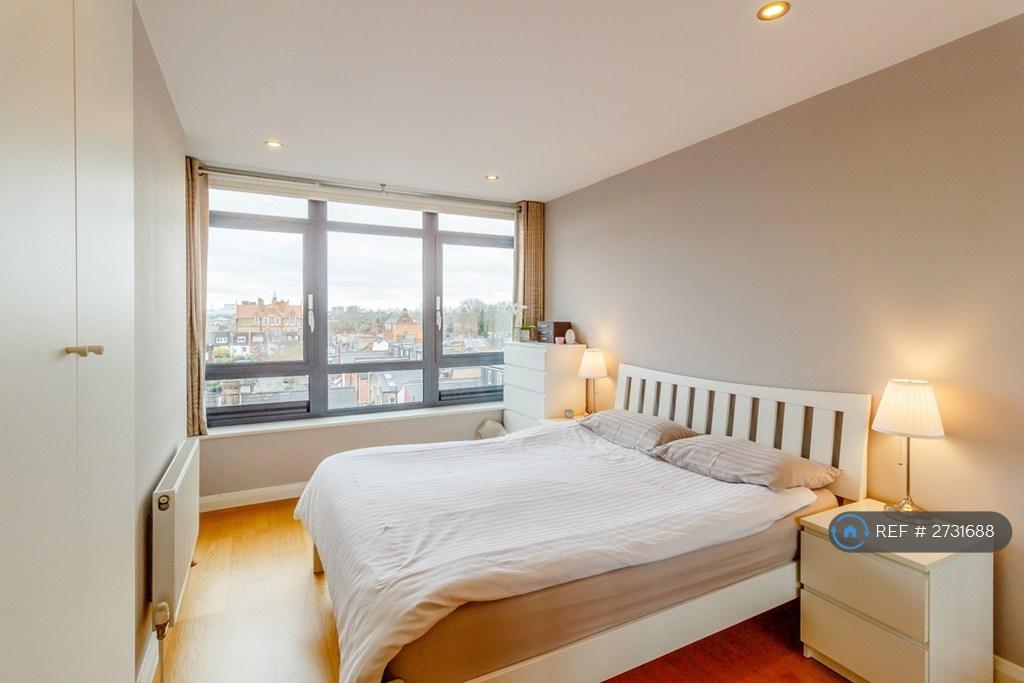 Master Bedroom2