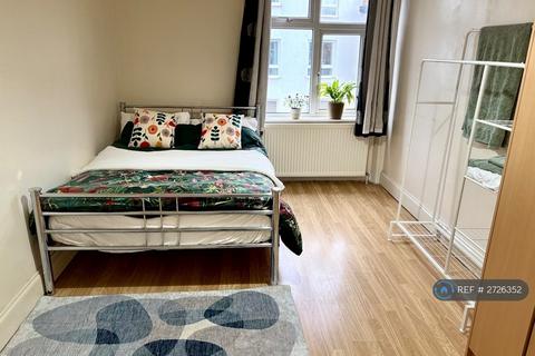 undefined, Hereford Road, Notting Hill, W2