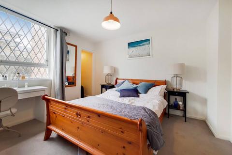 2 bedroom maisonette to rent, Dawes Road, Fulham Broadway, London, SW6