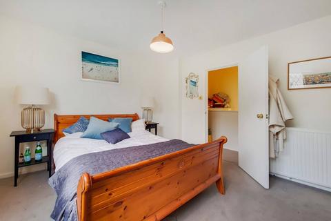 2 bedroom maisonette to rent, Dawes Road, Fulham Broadway, London, SW6