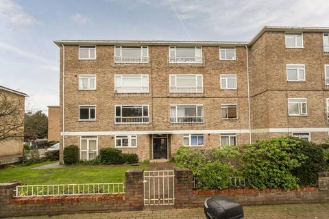 2 bedroom flat to rent, Inner Park Road, Southfields, London, SW19