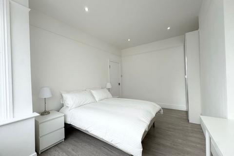 undefined, Clifton Avenue, Wembley HA9