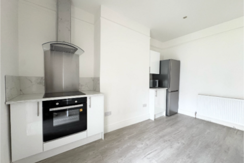 undefined, Clifton Avenue, Wembley HA9