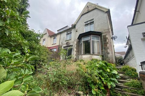 undefined, The Parade, Pontypridd CF37