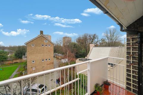 3 bedroom flat to rent, Verity House, Abercorn Place, St John's Wood, London