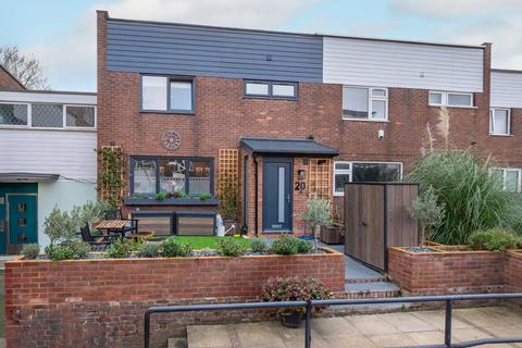 Vibart Gardens, Tulse Hill, London, SW2