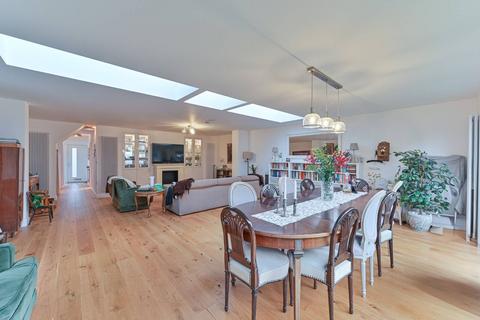 3 bedroom terraced house for sale, Vibart Gardens, Tulse Hill, London, SW2