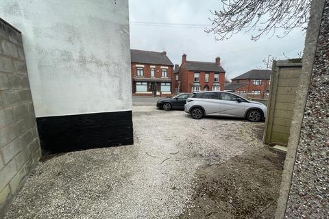undefined, High Street, Newhall DE11