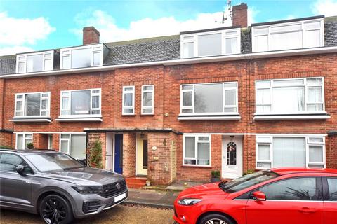 2 bedroom maisonette for sale, Park Road, Banstead, Surrey, SM7