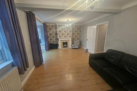 undefined, West View, FELTHAM, TW14