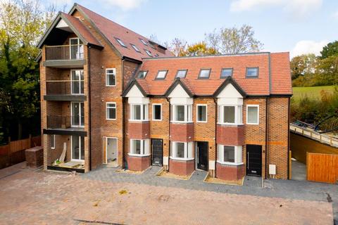 undefined, Mitchley Hill, South Croydon
