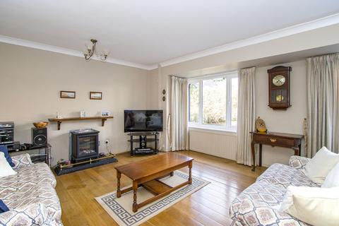 4 bedroom detached house for sale, Lynton Close, Sully