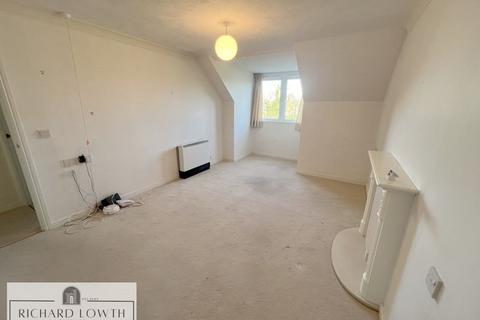 1 bedroom apartment for sale, Holland Court, Poynton