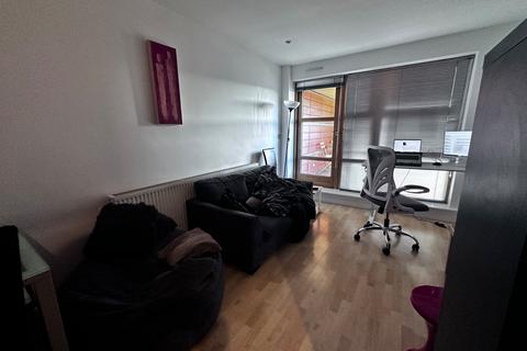 1 bedroom apartment to rent, Bowman Lane, Leeds LS10