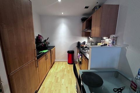 1 bedroom apartment to rent, Bowman Lane, Leeds LS10