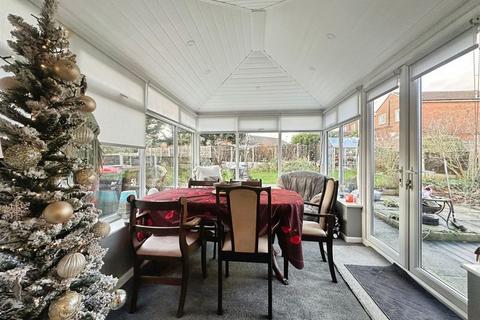 3 bedroom bungalow for sale, Milbourne Road, Bury