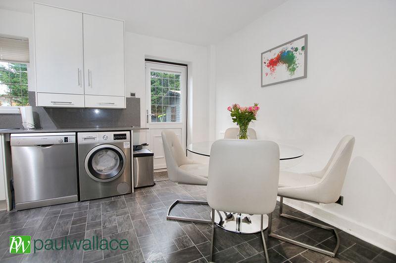 Kitchen Dining Area