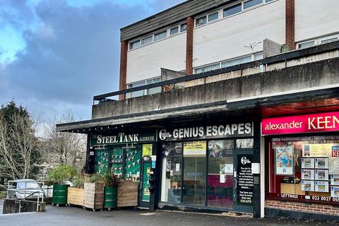 Retail property (high street) to rent, Winchester Rd Eastleigh SO53 2GE