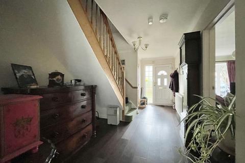 4 bedroom semi-detached house for sale, Telegraph Lane, Esher