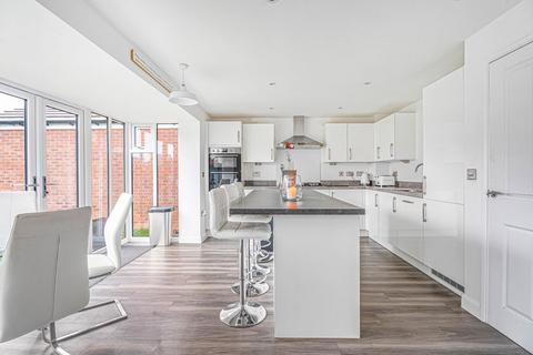 4 bedroom detached house for sale, Barber Drive, Eaton Leys, Milton Keynes