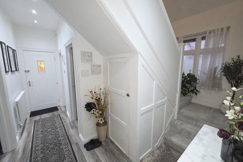 3 bedroom semi-detached house for sale, 174 Portland Road, Edgbaston, B16 9TD