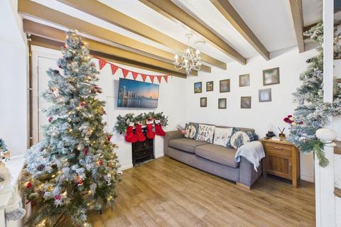 1 bedroom cottage for sale, Penryn, Character cottage