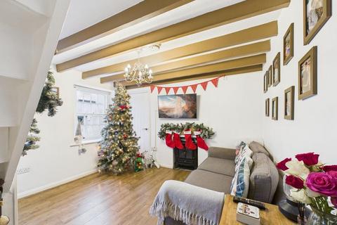 1 bedroom cottage for sale, Penryn, Character cottage