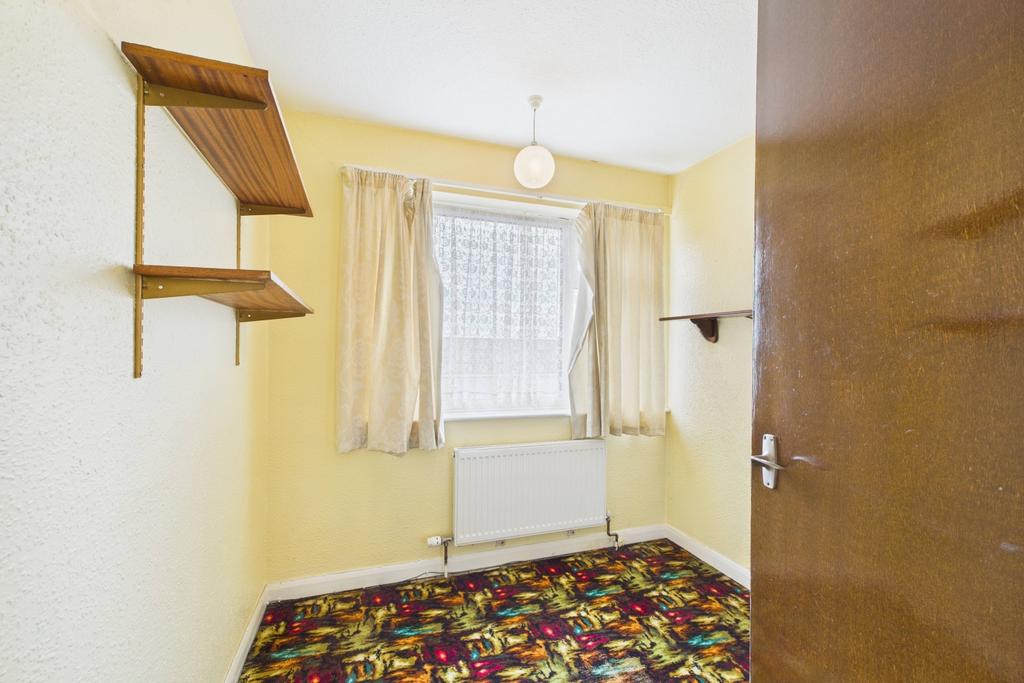 Ewe Move Spalding -  Cathedral Drive - Bedroom