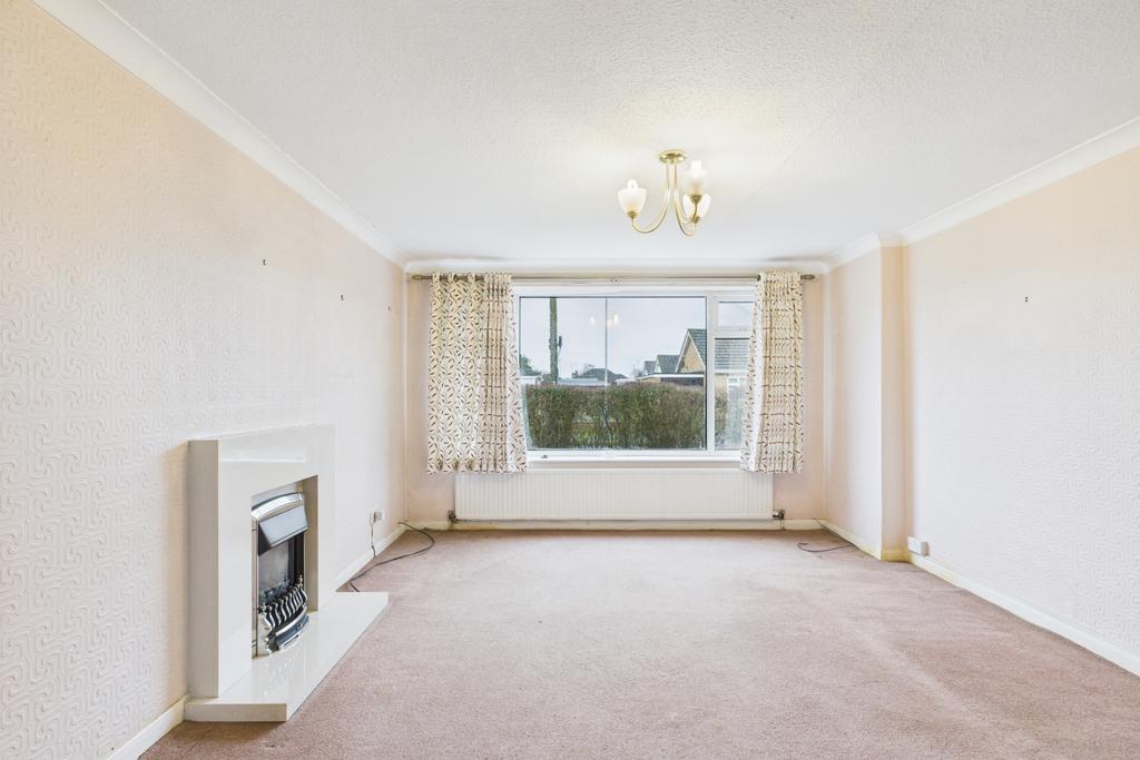 Ewe Move Spalding -  Cathedral Drive - Living Room
