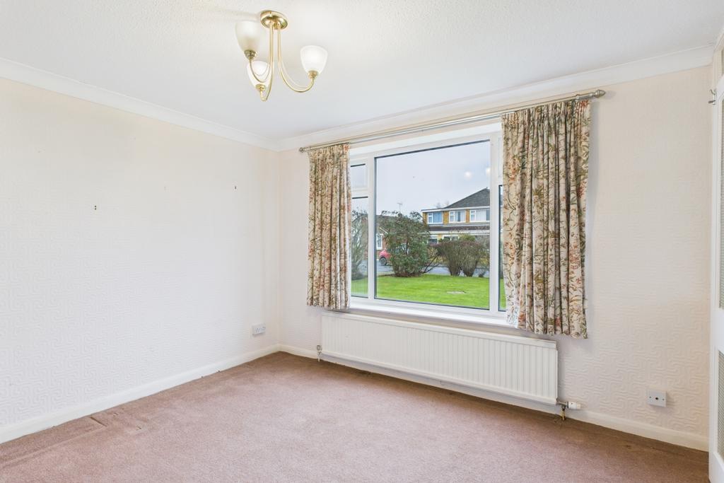 Ewe Move Spalding -  Cathedral Drive - Dining Room