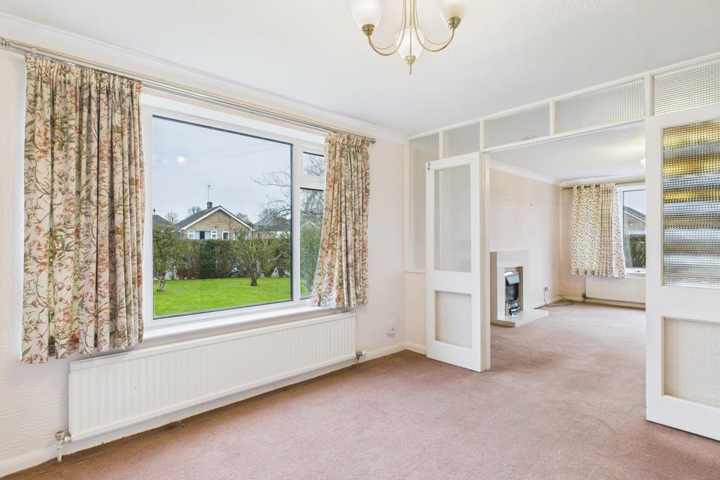Ewe Move Spalding -  Cathedral Drive - Dining Room