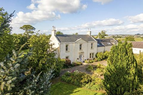 High Peacockbank House, By Stewarton, East Ayrshire, KA3