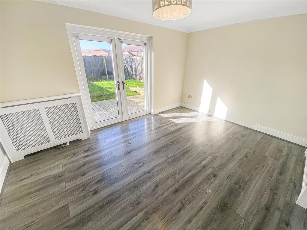 Living Room.jpg