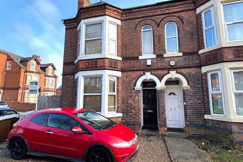 1 bedroom end of terrace house to rent, Sherwin Grove, Lenton, Nottingham, NG7 2EZ