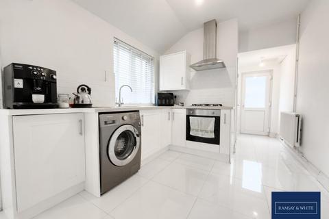 3 bedroom end of terrace house for sale, Holly Terrace, Troedyrhiw, Merthyr Tydfil, CF48 4HS