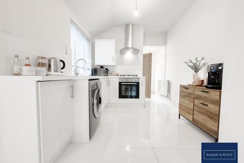 3 bedroom end of terrace house for sale, Holly Terrace, Troedyrhiw, Merthyr Tydfil, CF48 4HS
