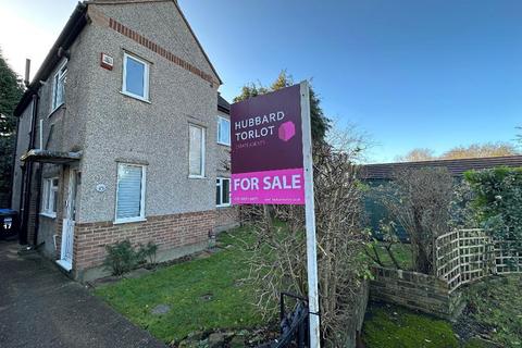 undefined, Harrow Gardens, Warlingham, CR6 9ES