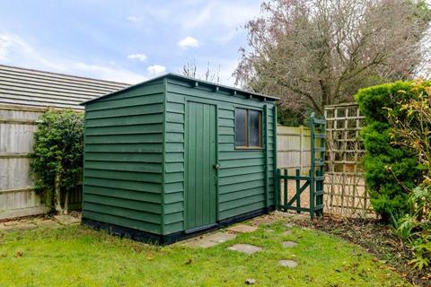 undefined, Harrow Gardens, Warlingham, CR6 9ES