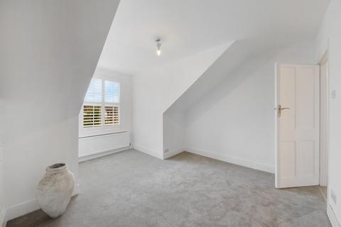 1 bedroom flat for sale, Parchmore Road, Thornton Heath, CR7