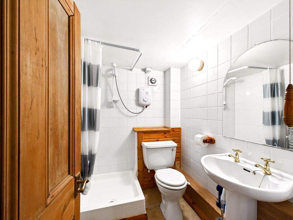 Bothy Shower Room