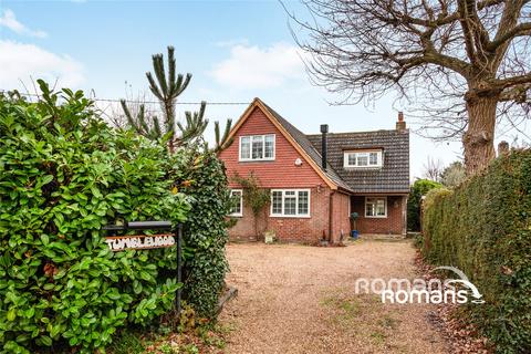 3 bedroom detached house for sale, Ash Green Lane East, Ash Green, Aldershot
